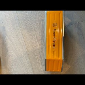 Veuve Clicquot Hawaii Tin